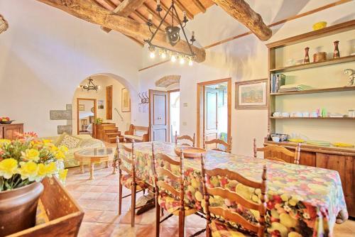 Figline Valdarno Apartment Sleeps 6 T241296