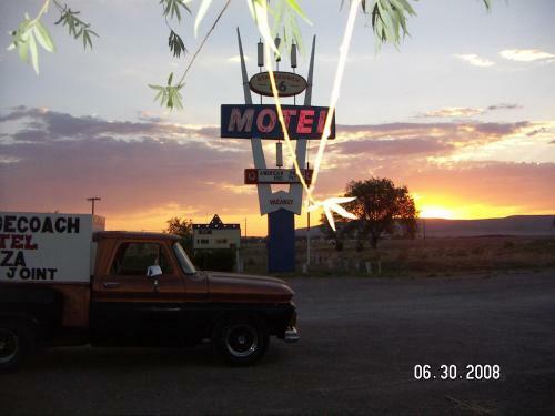 Stagecoach 66 Motel