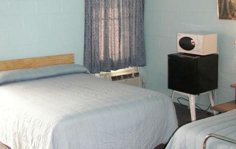 Holiday Host Motel