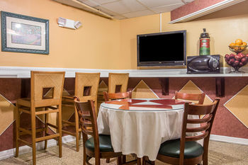 Hotel Econo Lodge Montpelier Vt