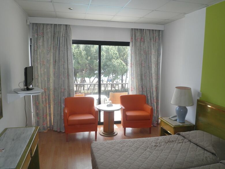Hotel Park Beach(.)
