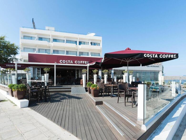 Hotel Odessa(.)