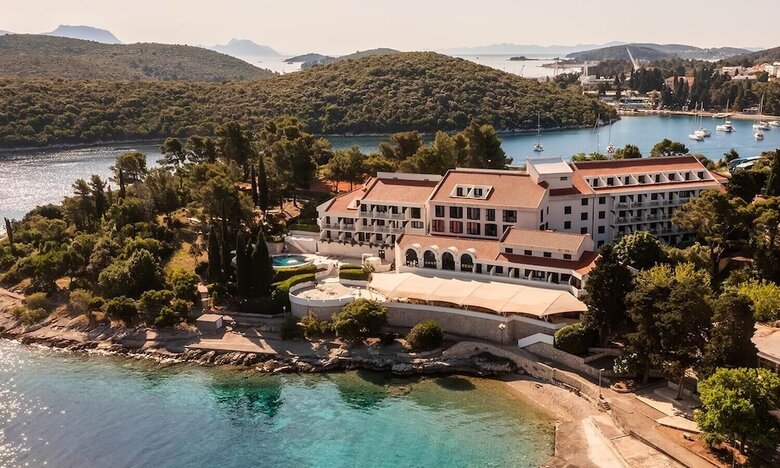 Aminess  Liburna Hotel