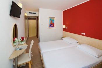 All Inclusive Light Allegro Hotel