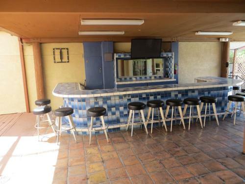Saddle West Casino Hotel Rv Park