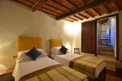 Vertine Villa Sleeps 8 Pool Air Con