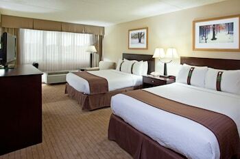 Hotel Holiday Inn Canton-belden Village