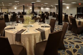 Hotel Holiday Inn Canton-belden Village