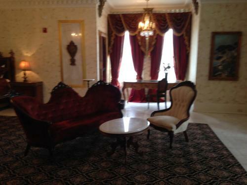 Bed & Breakfast Dansereau House