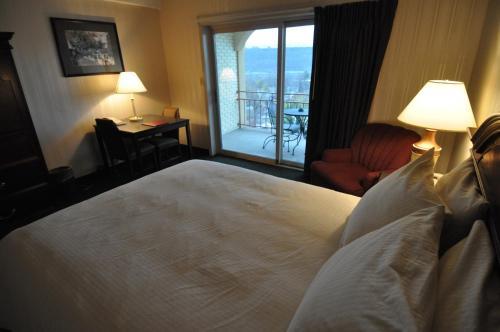 Hotel Hillside Inn