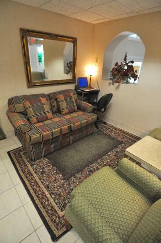 Hotel Hillside Inn