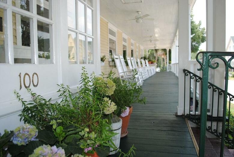 Hotel Lakeside Inn