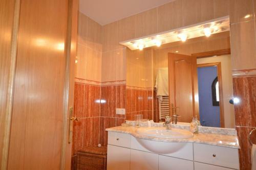 Casa Con Piscina Y Jardin 2km Del Mar.teixidor