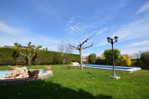 Casa Con Piscina Y Jardin 2km Del Mar.teixidor