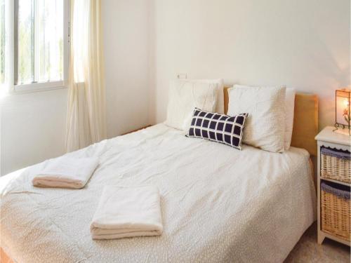 Three-bedroom House In Camposol