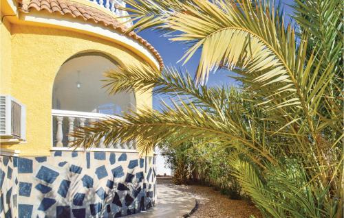 Three-bedroom House In Camposol