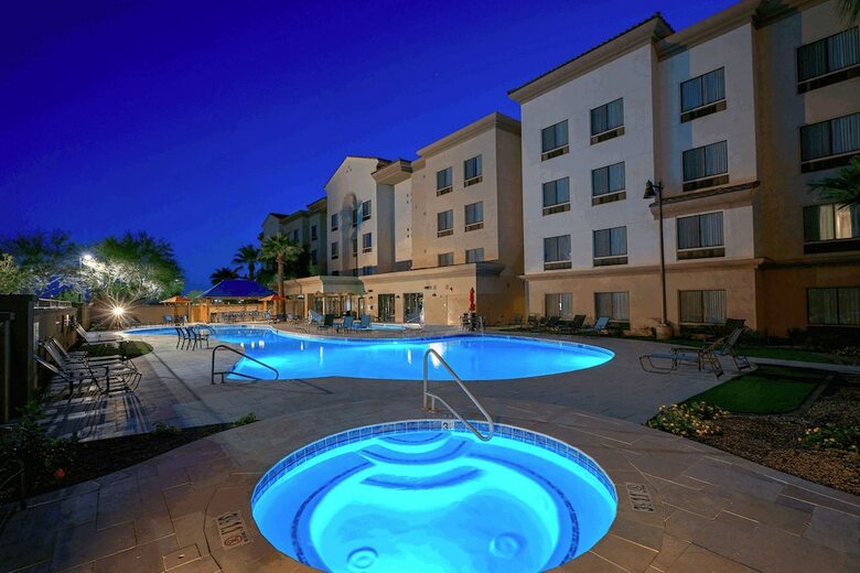 Hotel Doubletree By Hilton Phoenix-gilbert