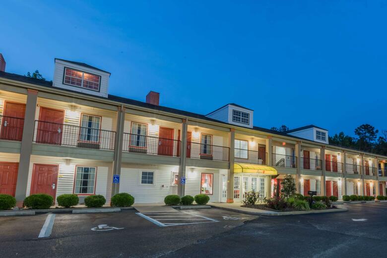 Hotel Baymont Inn & Suites - Alexander City