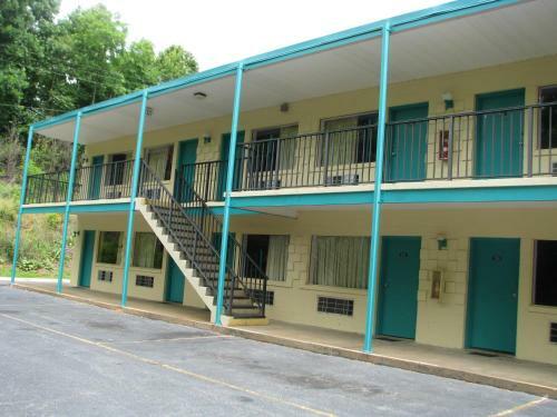 Motel Deluxe Inn
