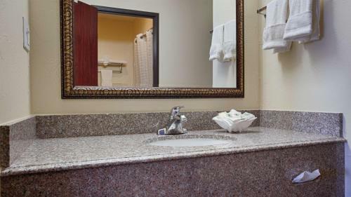 Hotel Best Western Greentree Inn & Suites