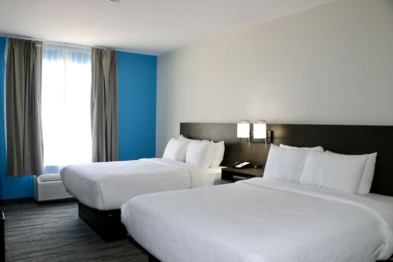 Hotel Quality Inn And Suites