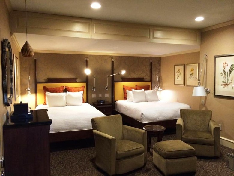 Chestnut Hill Hotel