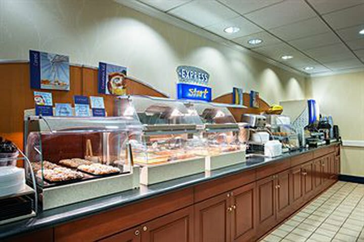 Hotel Holiday Inn Express Langhorne - Oxford Valley