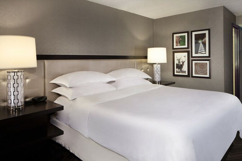 Sheraton Bucks County Hotel
