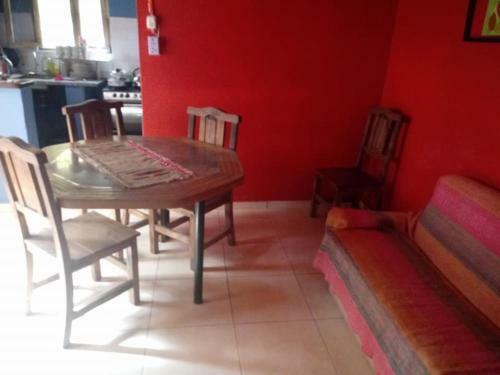 Hostal Mi Familia De Mendoza
