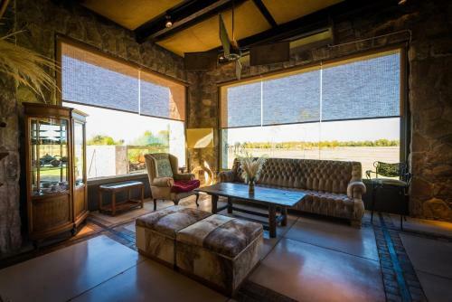 Estancia La Paz Hotel