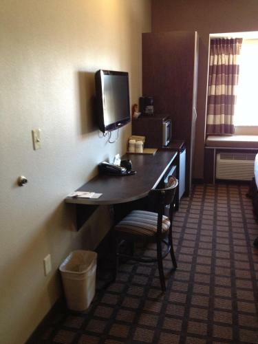 Hotel Microtel Inn & Suites