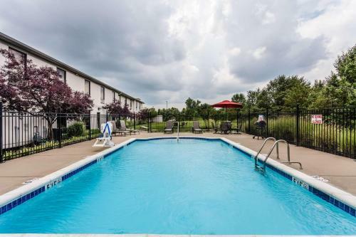 Hotel Best Western Plus Madisonville Inn