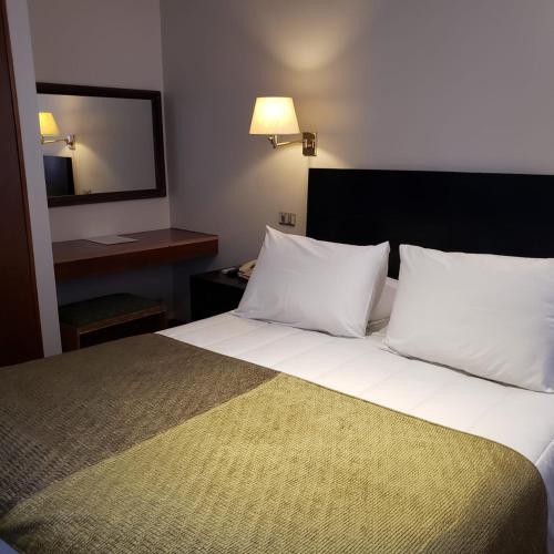 Hotel Gavina Express