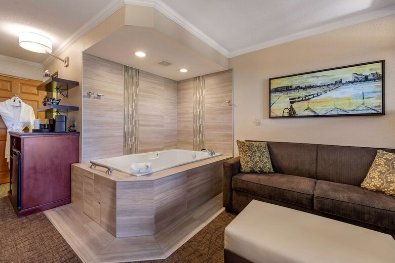 Best Western Premier Bridgewood Hotel Resort