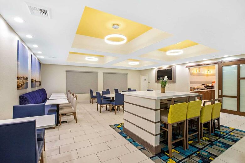 Hotel La Quinta Inn & Suites Ne Long Beach / Cypress