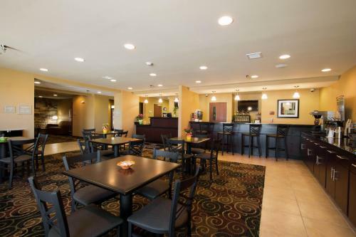 Hotel Cobblestone Inn & Suites Eads