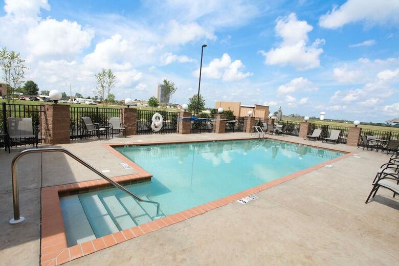 Motel Hampton Inn - Atmore