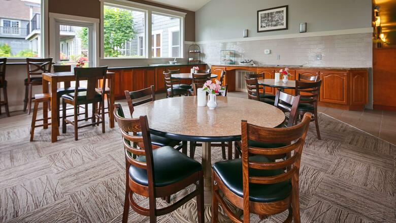 Hotel Best Western Plus Wesley Inn & Suites