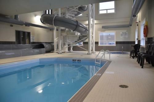 Hotel Days Inn & Suites By Wyndham Warman Legends Centre