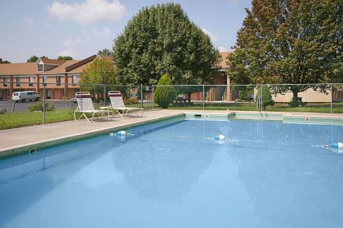 Motel Days Inn Farmville