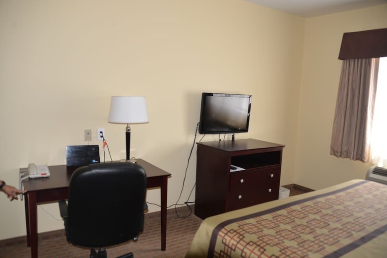 Motel Irish Inn And Suites