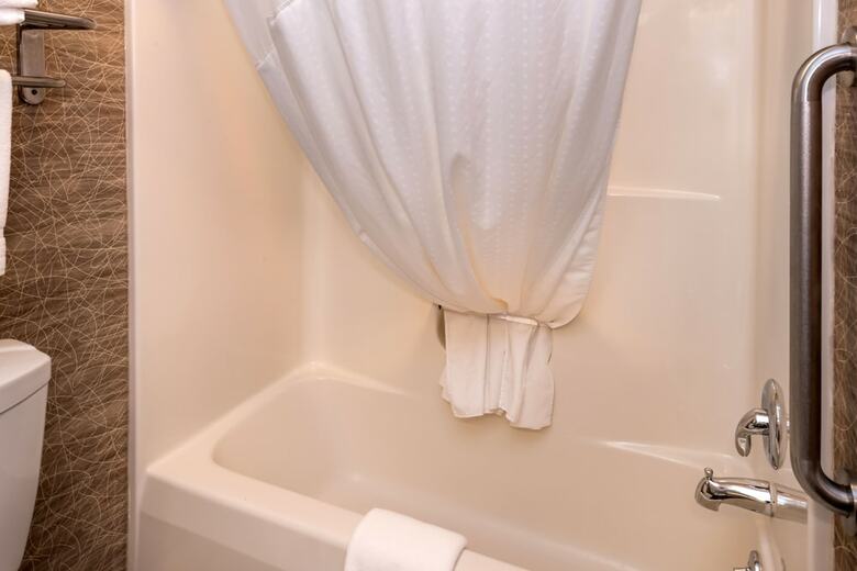 Holiday Inn Express Hotel & Suites Bucyrus