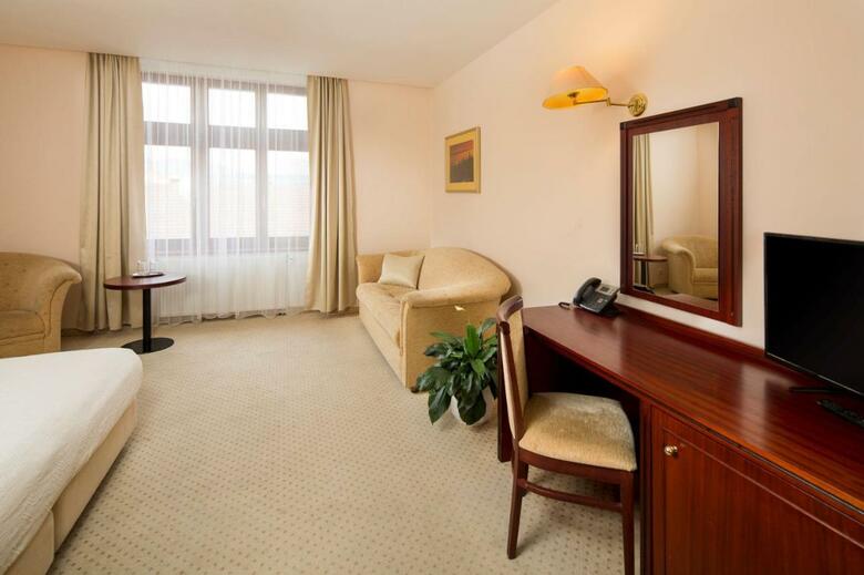 Hotel Kult�ra