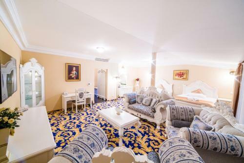 Hotel Aphrodite Palace