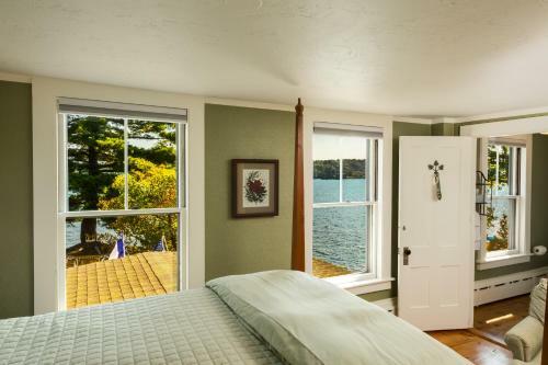 Hostal Lake House At Ferry Point