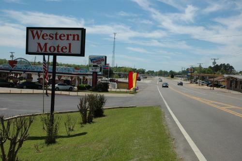 Western Motel - Prentiss