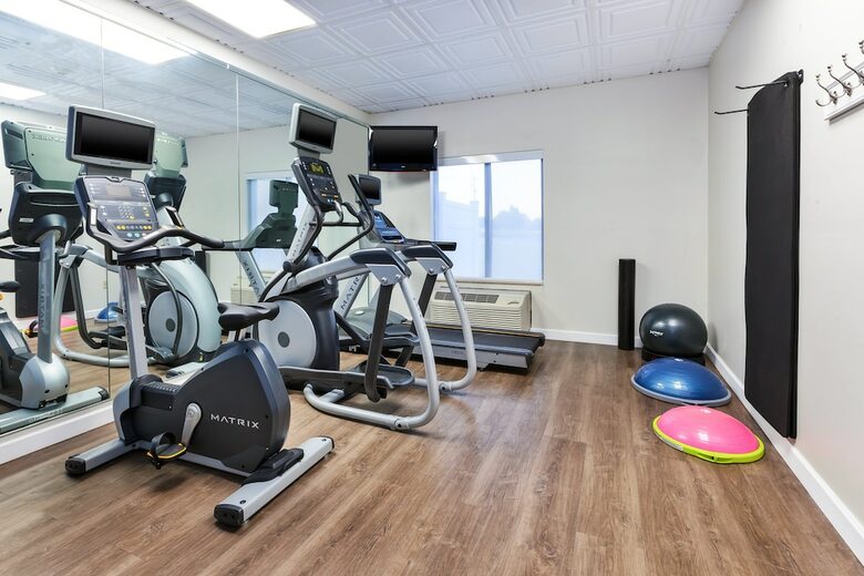 Hotel Holiday Inn Express And Suites Three Rivers
