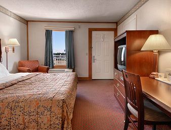 Motel New Bedford Inn And Suites