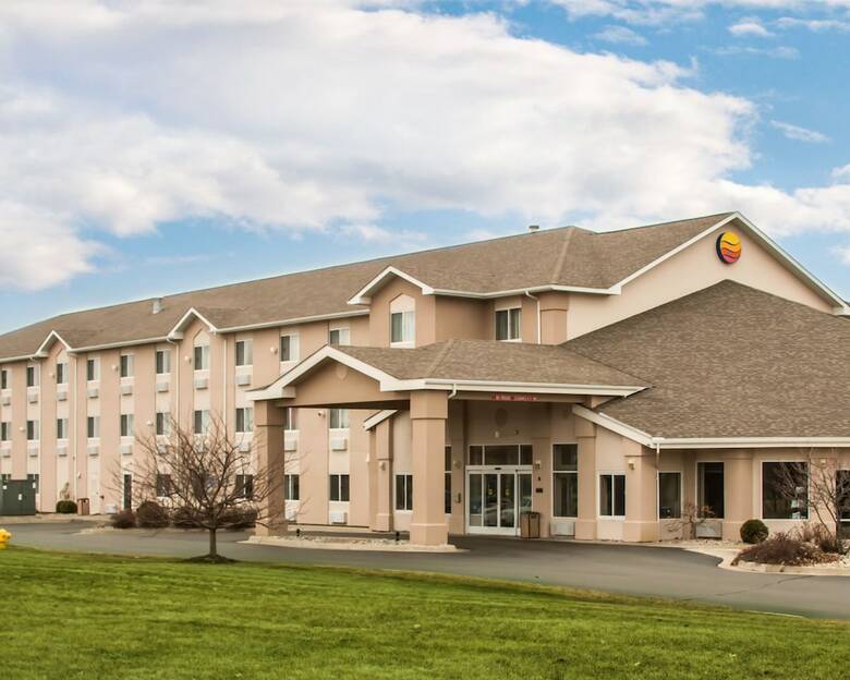 Hotel Comfort Inn & Suites Dimondale