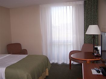 Hotel Sanctuary Inn And Conference Center
